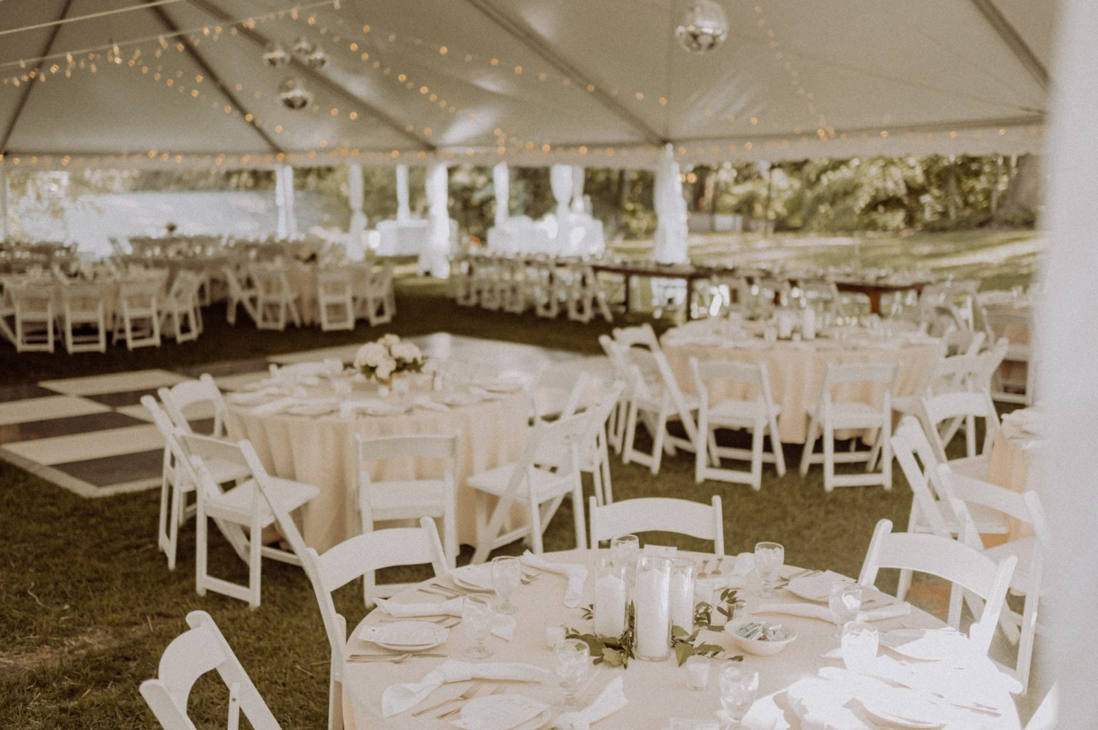 outdoor wedding reception place settings | springside inn wedding venue